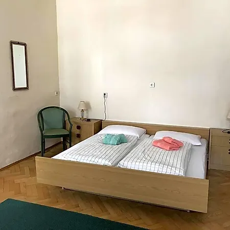 Zum Richter *